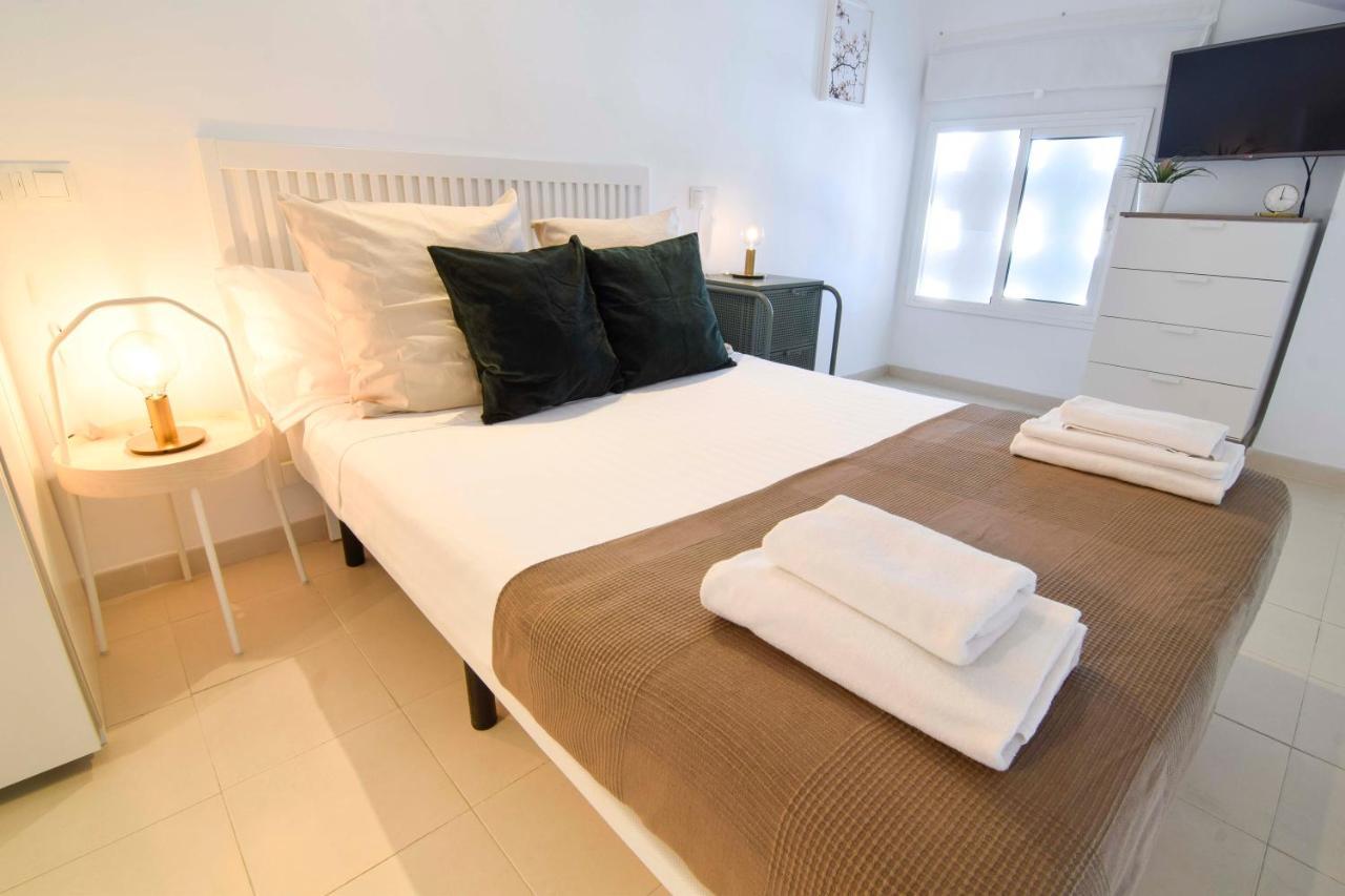 Letmalaga Economy Jábega Apartman Kültér fotó